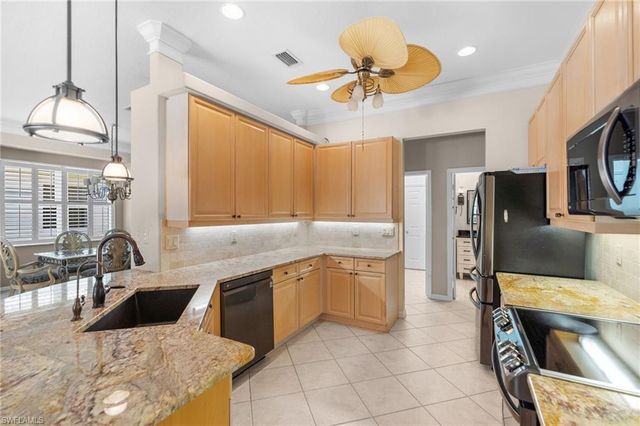 3840 Jungle Plum DR E, Naples, FL 34114