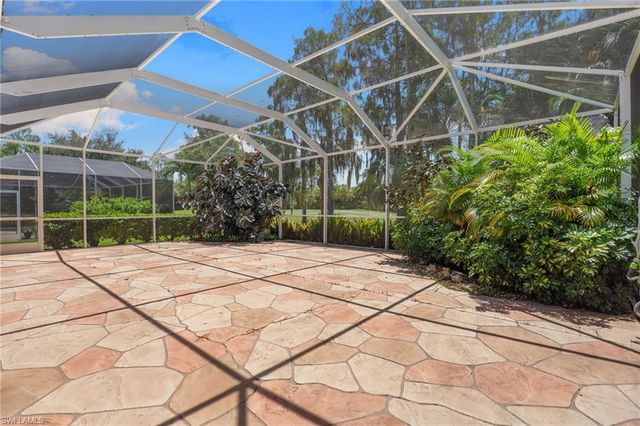3840 Jungle Plum DR E, Naples, FL 34114