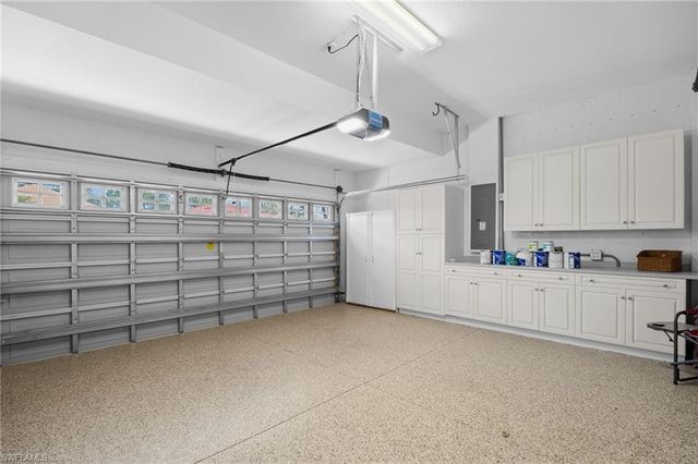 3840 Jungle Plum DR E, Naples, FL 34114