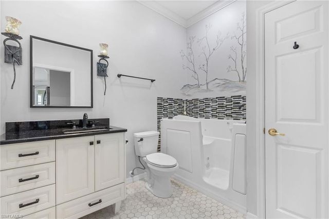 3840 Jungle Plum DR E, Naples, FL 34114