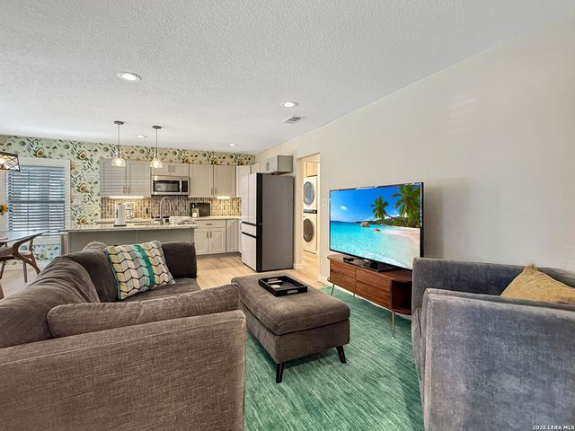 606 Harper St, Kerrville, TX 78028