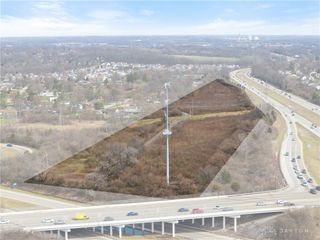 2998 Warner Drive 2996RD, Fairborn, OH 45324