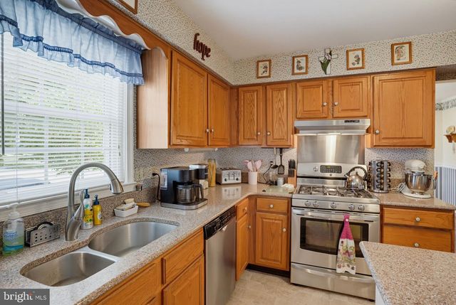 410 EAGLE NEST DR, Camden Wyoming, DE 19934