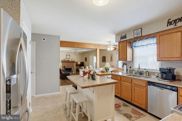 410 EAGLE NEST DR, Camden Wyoming, DE 19934