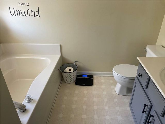 8415 River Hill Commons Drive, Ball Ground, GA 30107