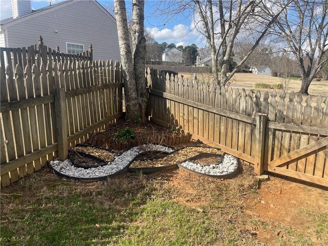 8415 River Hill Commons Drive, Ball Ground, GA 30107