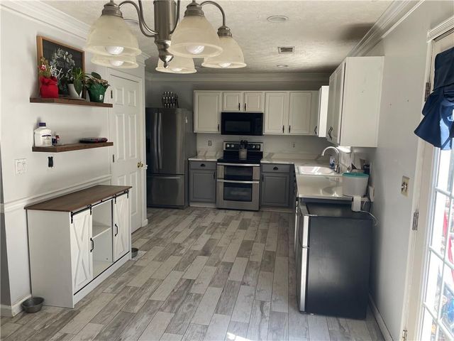 8415 River Hill Commons Drive, Ball Ground, GA 30107