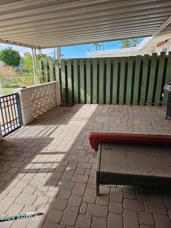 10307 W OAKMONT Drive, Sun City, AZ 85351 — photo 4
