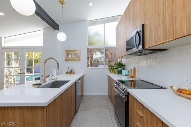 1607 Pawnee Drive, Las Vegas, NV 89169