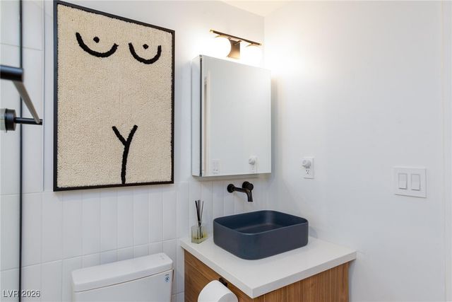 1607 Pawnee Drive, Las Vegas, NV 89169