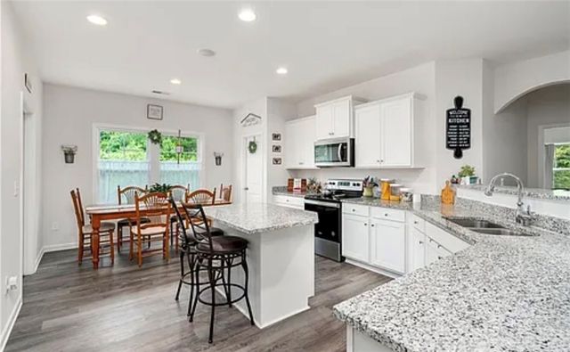 490 Twin View Drive, Westminster, SC 29693