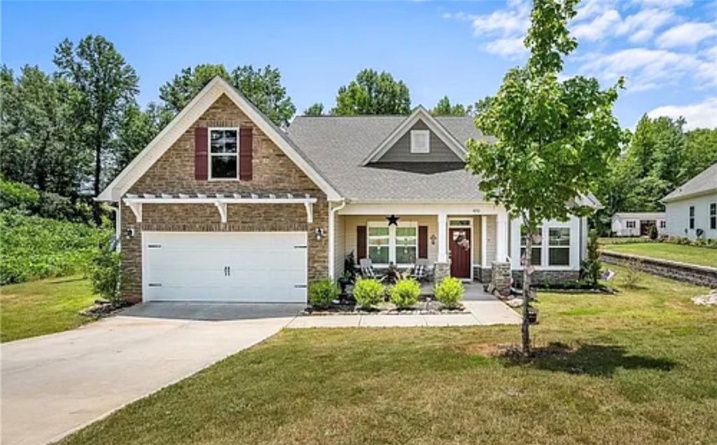 490 Twin View Drive, Westminster, SC 29693