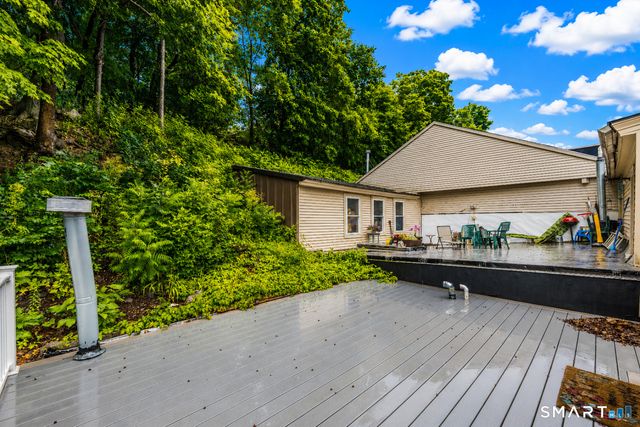 720 Main Street, Winchester, CT 06098