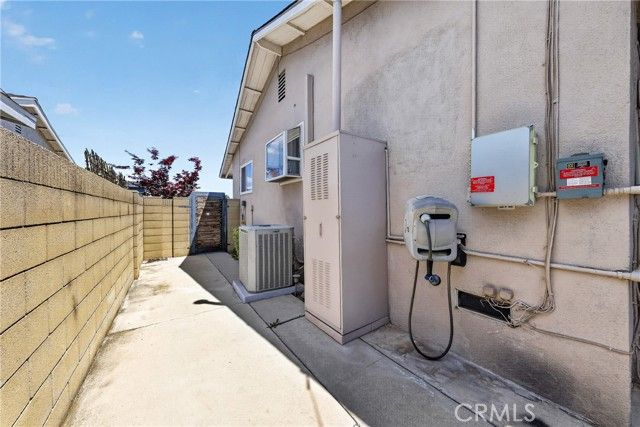 5702 Lime Avenue, Cypress, CA 90630