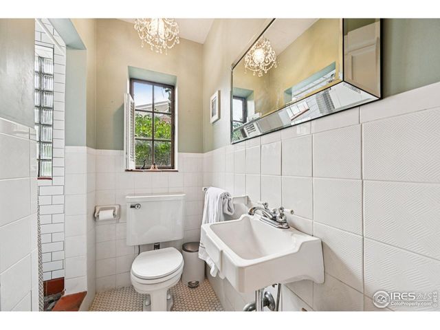 715 14th St, Boulder, CO 80302