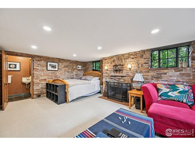 715 14th St, Boulder, CO 80302