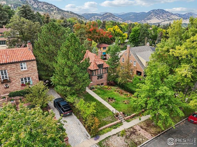 715 14th St, Boulder, CO 80302
