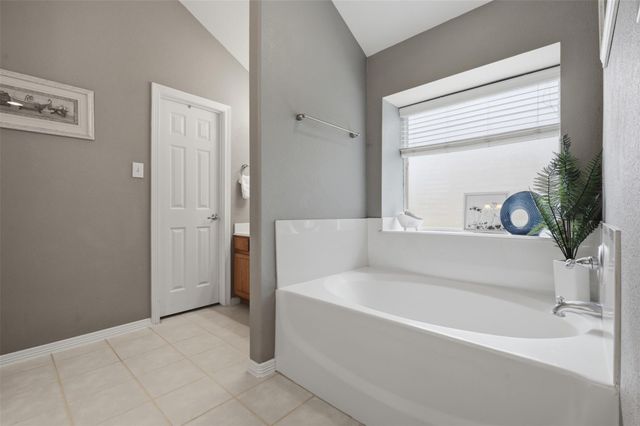 12419 W Summerlin, Conroe, TX 77302