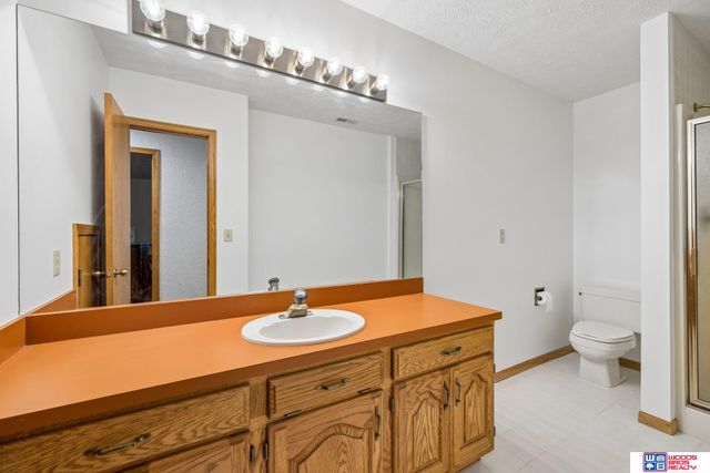 740 Lancashire Court, Lincoln, NE 68510