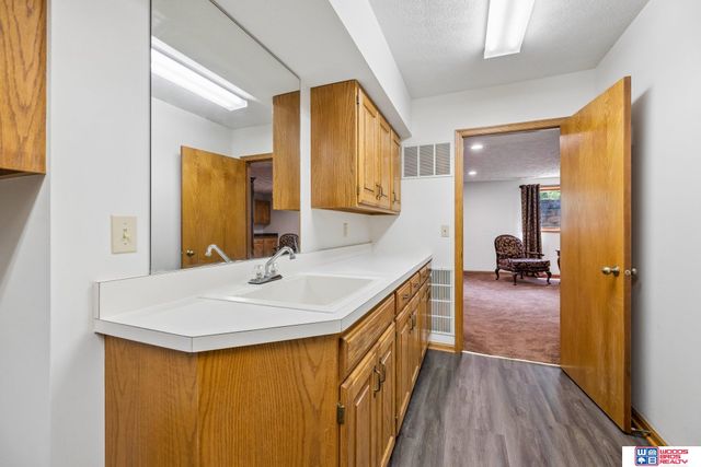 740 Lancashire Court, Lincoln, NE 68510