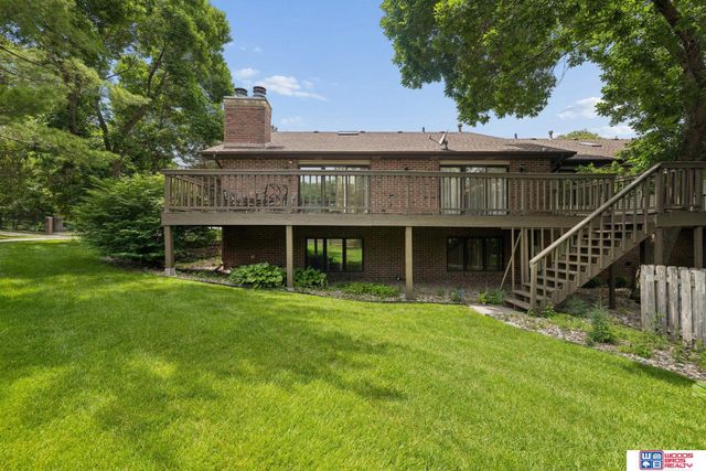 740 Lancashire Court, Lincoln, NE 68510