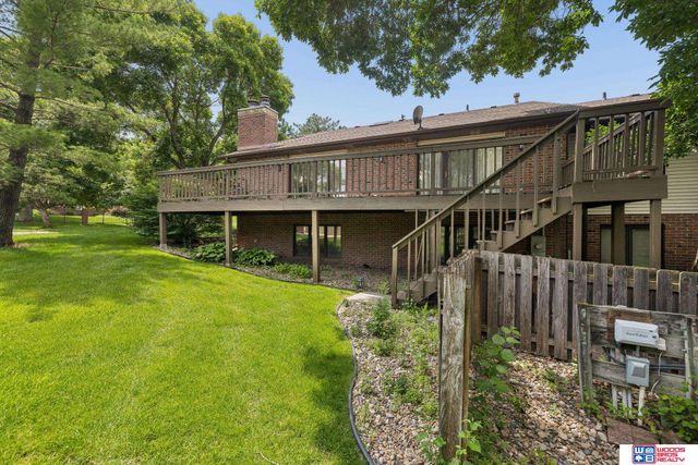 740 Lancashire Court, Lincoln, NE 68510