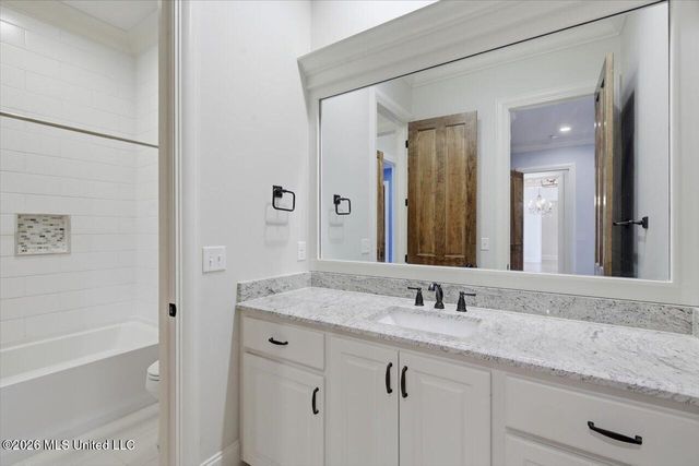 224 S Woodcreek Road, Madison, MS 39110