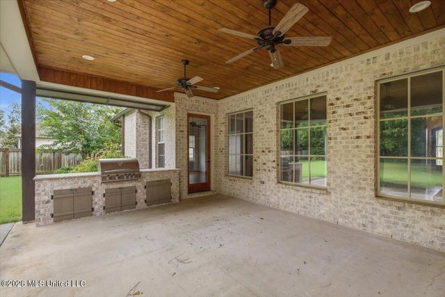 224 S Woodcreek Road, Madison, MS 39110