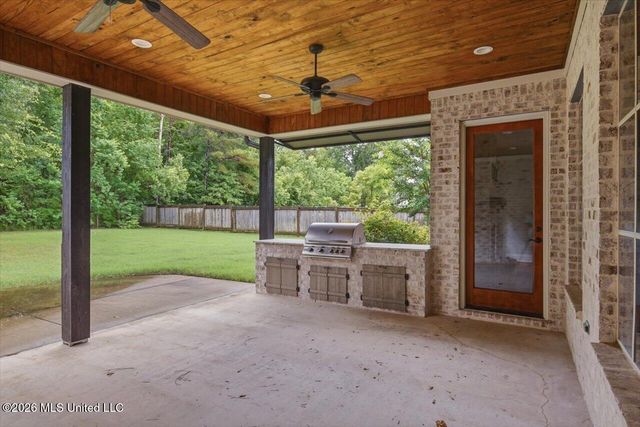 224 S Woodcreek Road, Madison, MS 39110