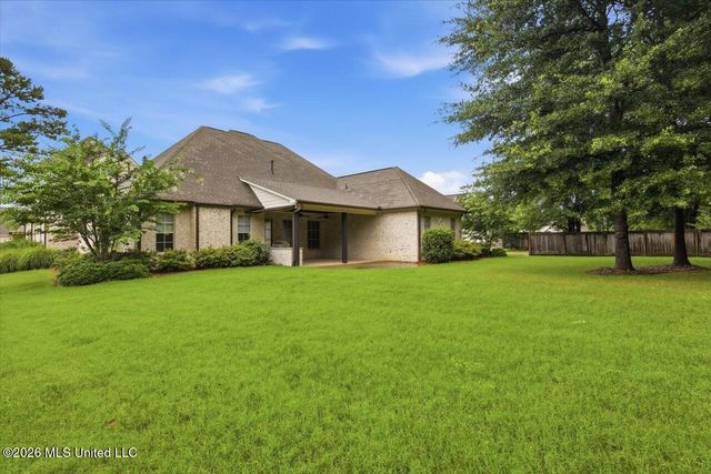224 S Woodcreek Road, Madison, MS 39110