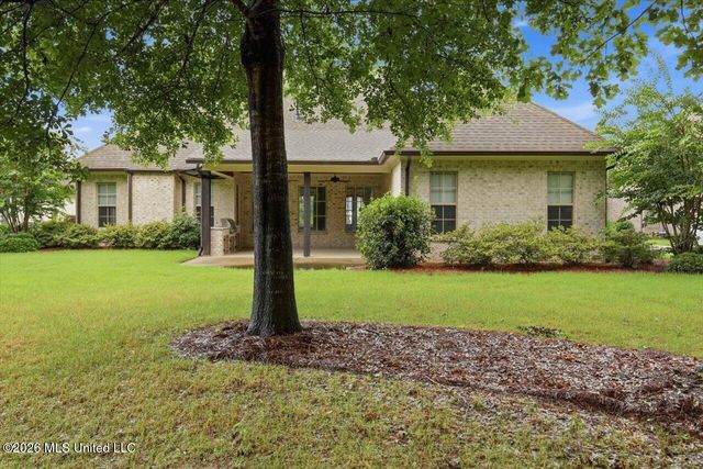 224 S Woodcreek Road, Madison, MS 39110
