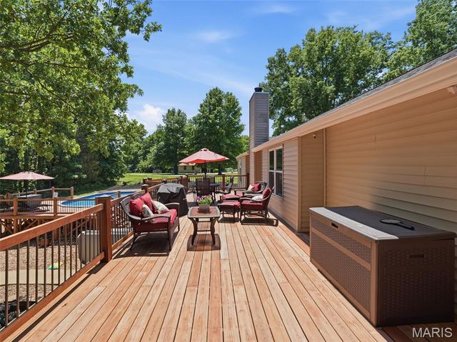 60 Wilderness Lane, Defiance, MO 63341