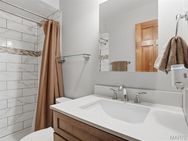 60 Wilderness Lane, Defiance, MO 63341