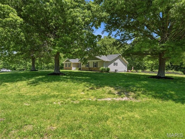 60 Wilderness Lane, Defiance, MO 63341