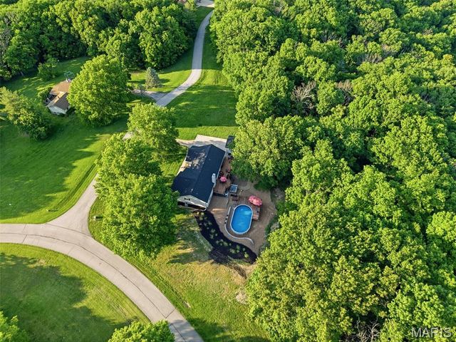 60 Wilderness Lane, Defiance, MO 63341