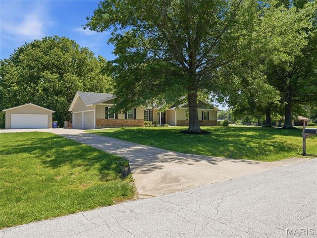 60 Wilderness Lane, Defiance, MO 63341