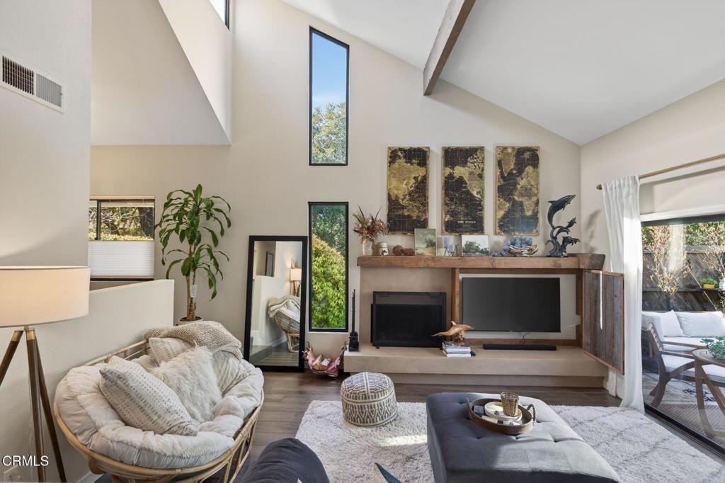 Image 11 of property listing at 203 N Carrillo Road B, Ojai, CA 93023