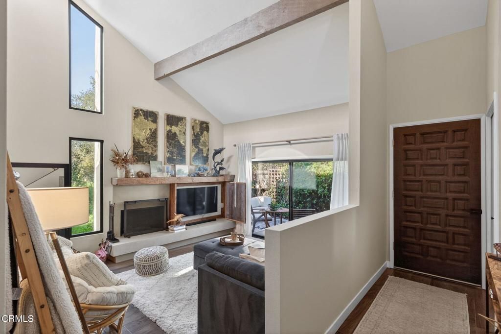 Image 12 of property listing at 203 N Carrillo Road B, Ojai, CA 93023