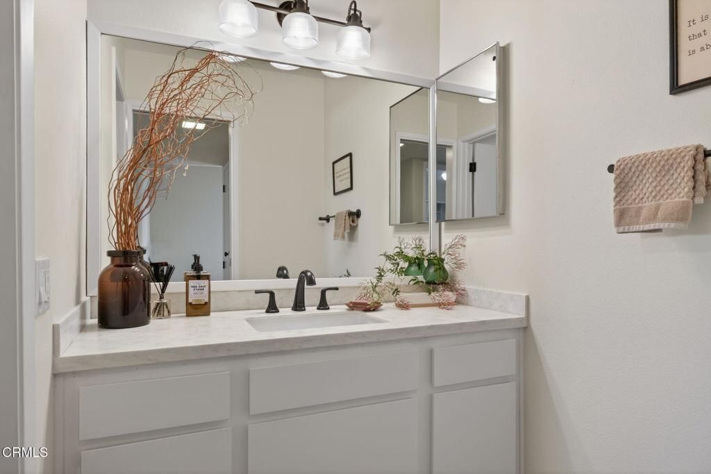 Image 40 of property listing at 203 N Carrillo Road B, Ojai, CA 93023