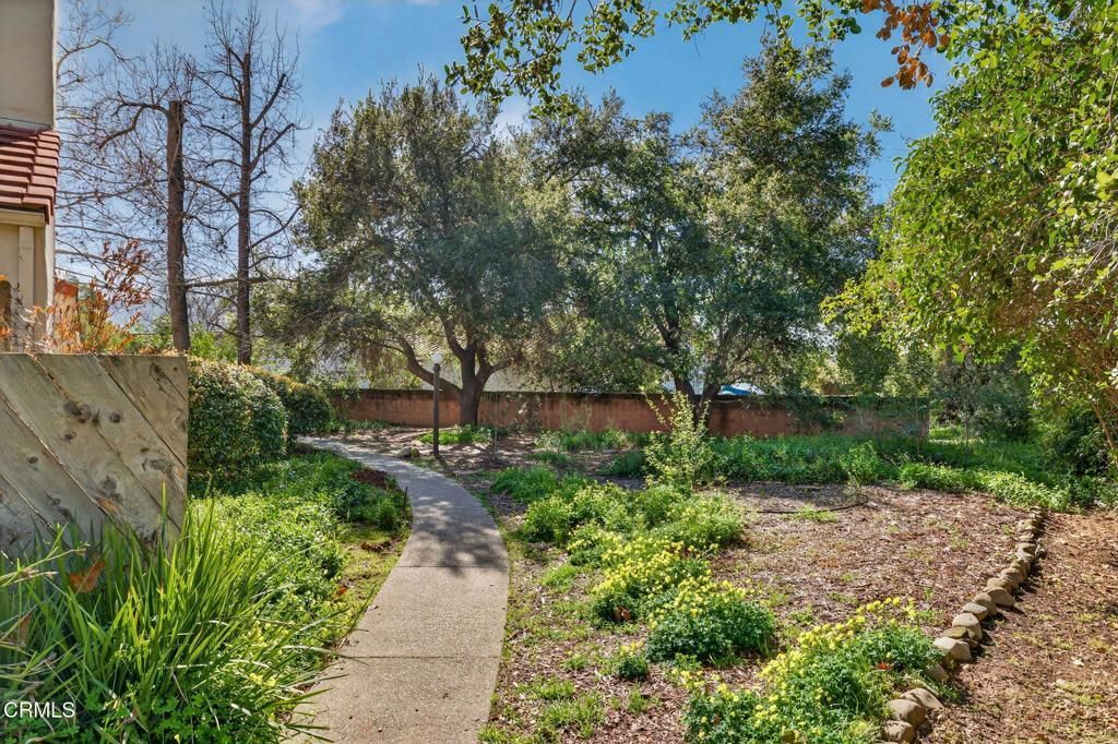 Image 7 of property listing at 203 N Carrillo Road B, Ojai, CA 93023