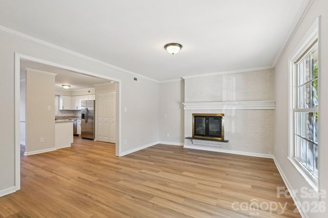 2231 Rexford Road B, Charlotte, NC 28211