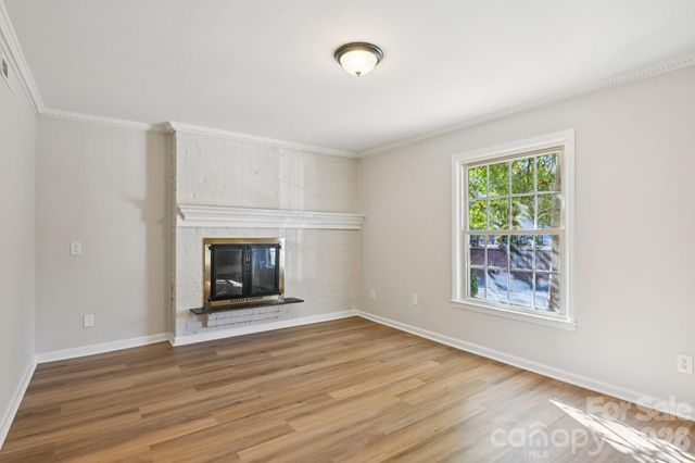 2231 Rexford Road B, Charlotte, NC 28211