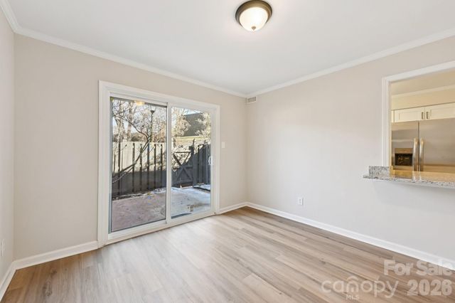 2231 Rexford Road B, Charlotte, NC 28211