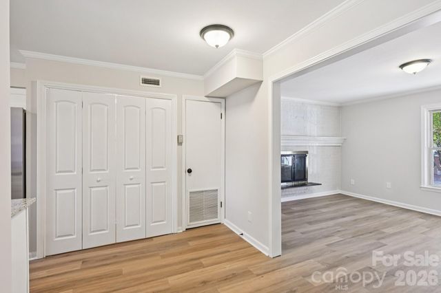 2231 Rexford Road B, Charlotte, NC 28211