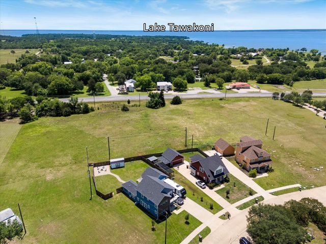 220 Swan Parkway, East Tawakoni, TX 75472
