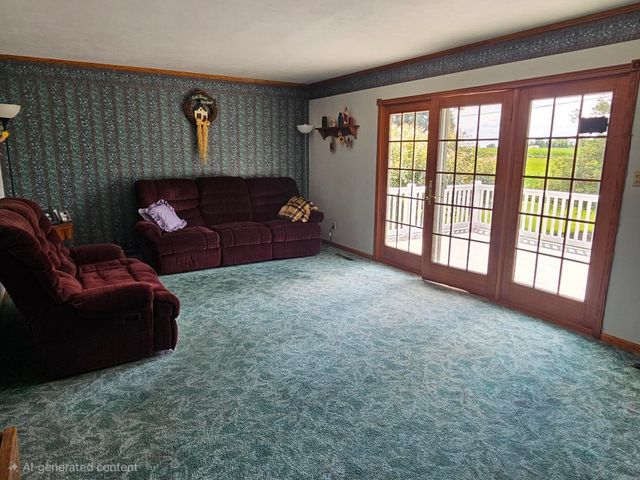 706 7th St SE, Oelwein, IA 50662