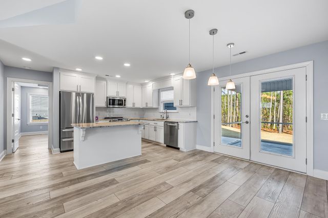 226 Penn Circle, Galivants Ferry, SC 29544