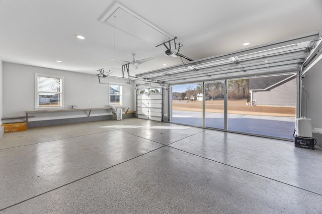 226 Penn Circle, Galivants Ferry, SC 29544