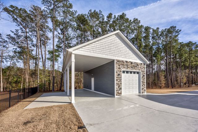 226 Penn Circle, Galivants Ferry, SC 29544