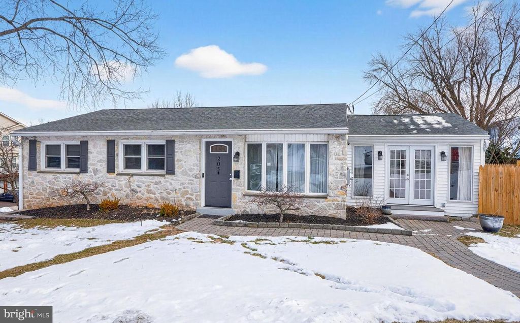 205 S AND K ST, Spring City, PA 19475